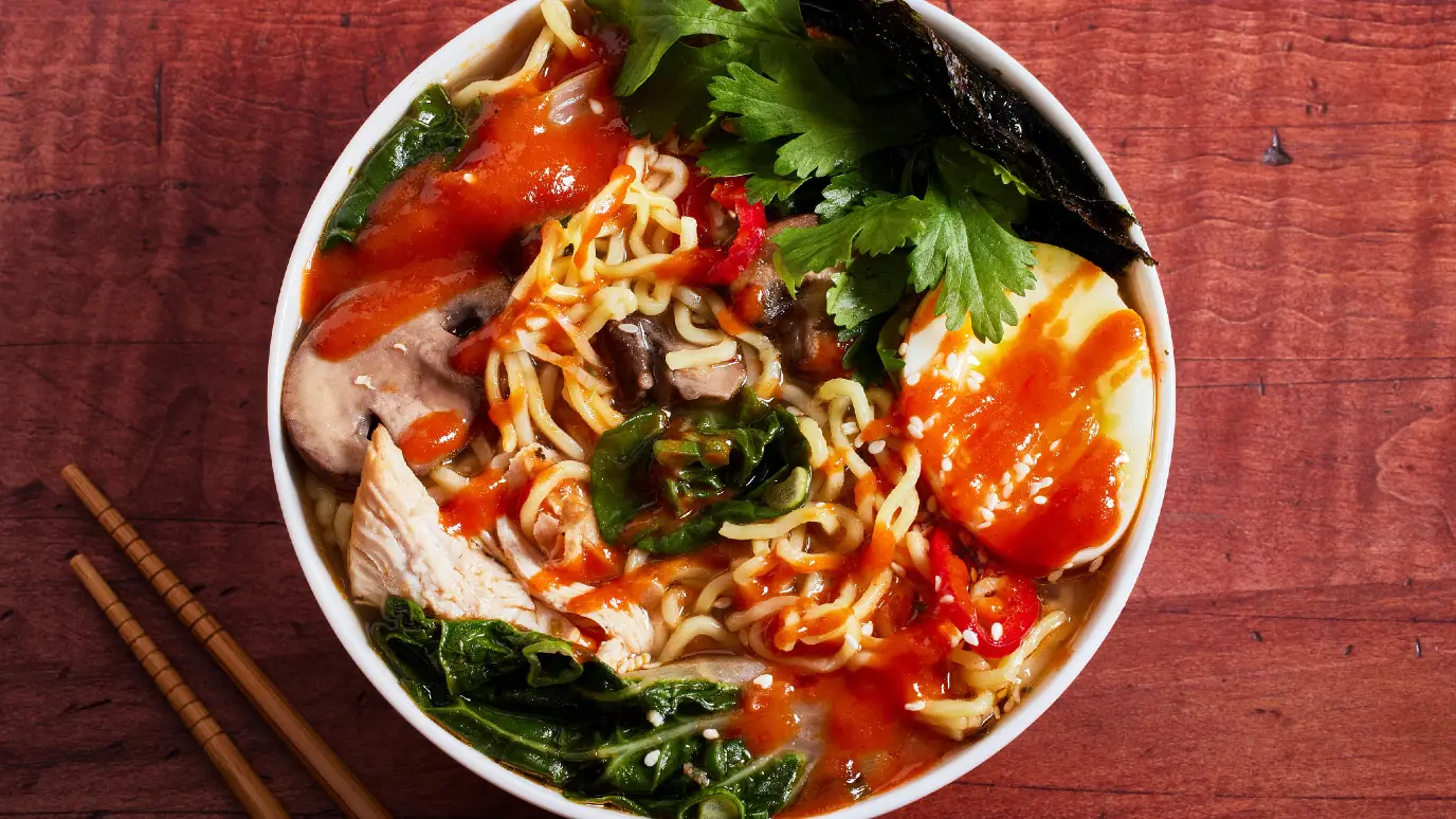 Ramen au poulet épicé